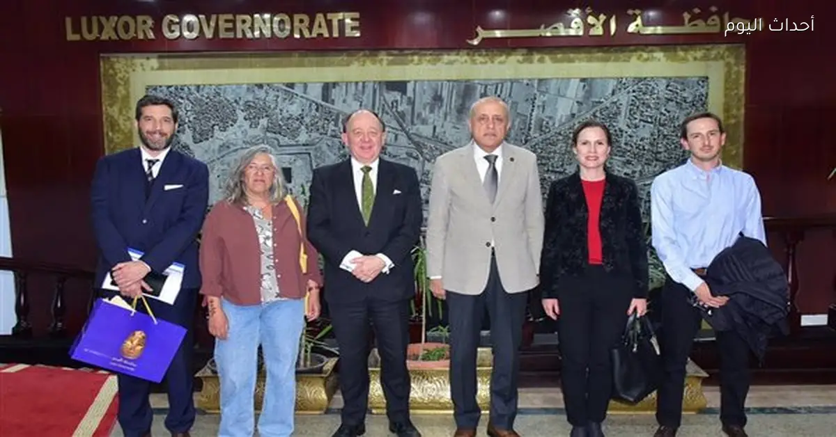 محافظ الأقصر يلتقي سفير الأرجنتين لبحث التعاون