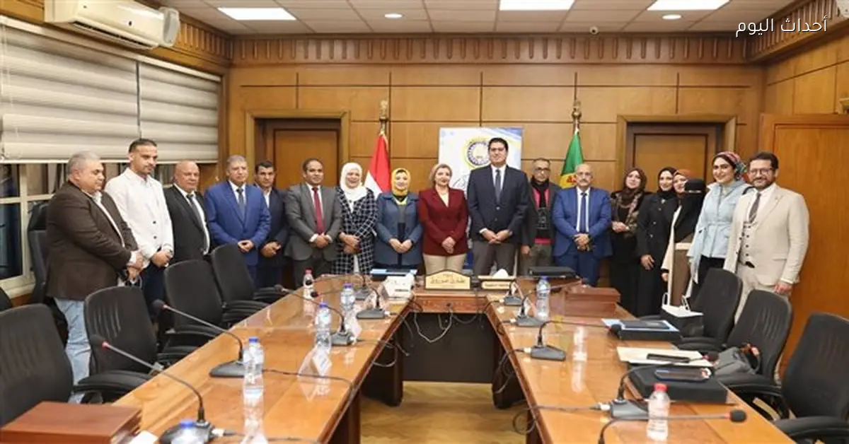 محافظ الدقهلية يكرم فريق انضمام المنصورة لليونسكو