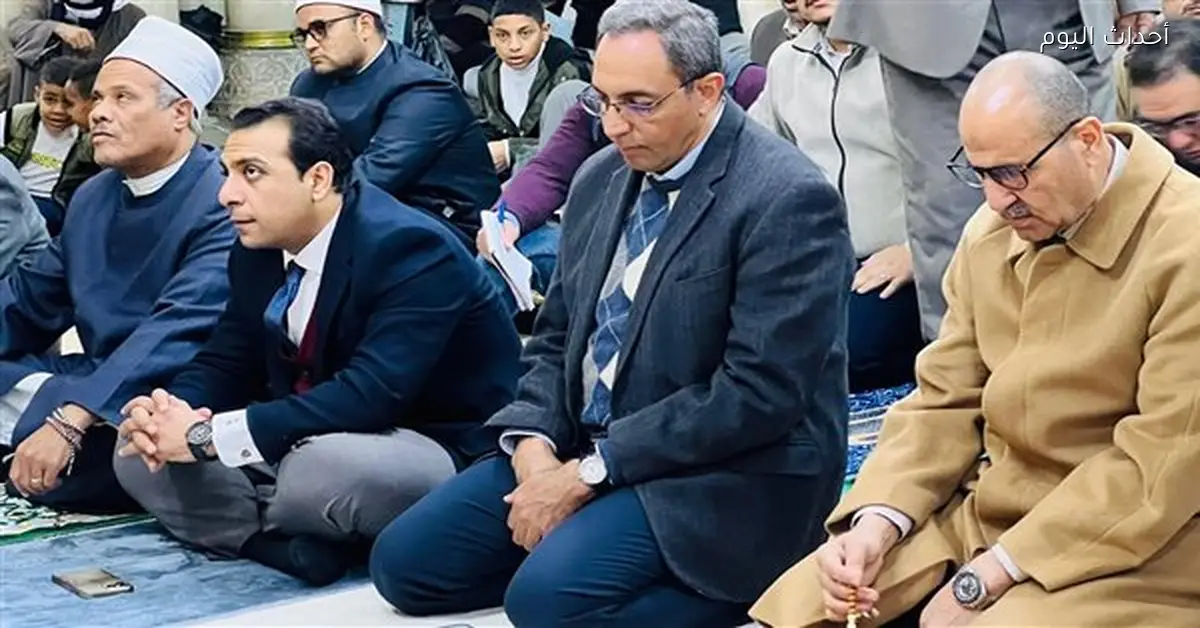 محافظ قنا يشارك في احتفالية الإسراء والمعراج بمسجد سيدي عبد الرحيم القنائي