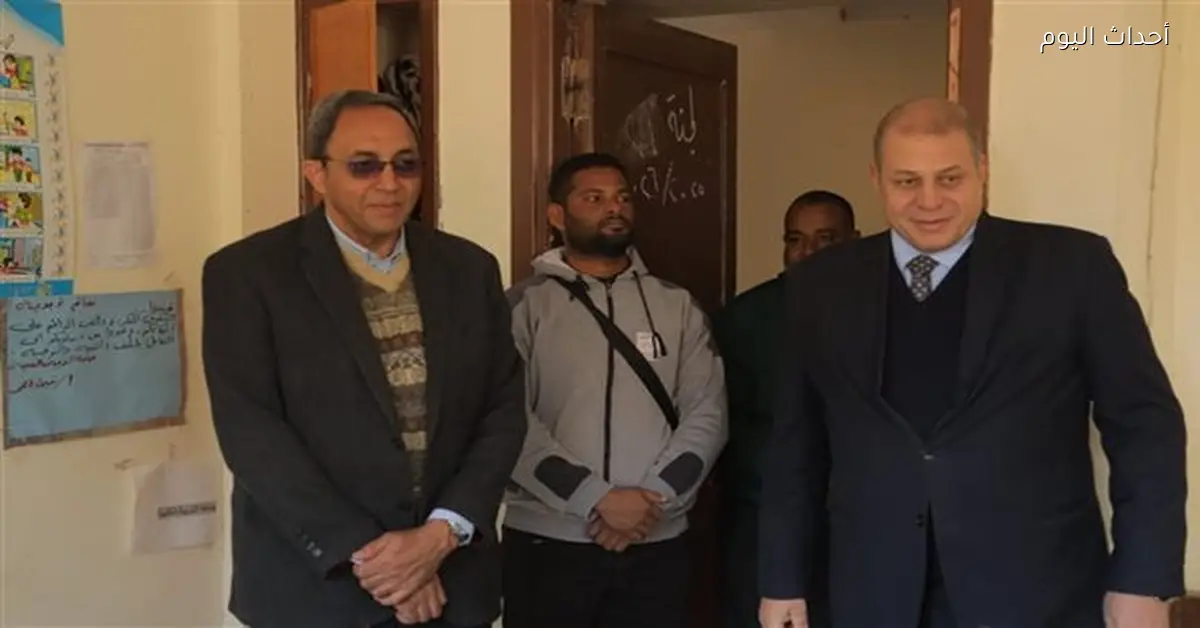 محافظ قنا يكرم مسؤولي الشكاوى في المديريات والإدارات