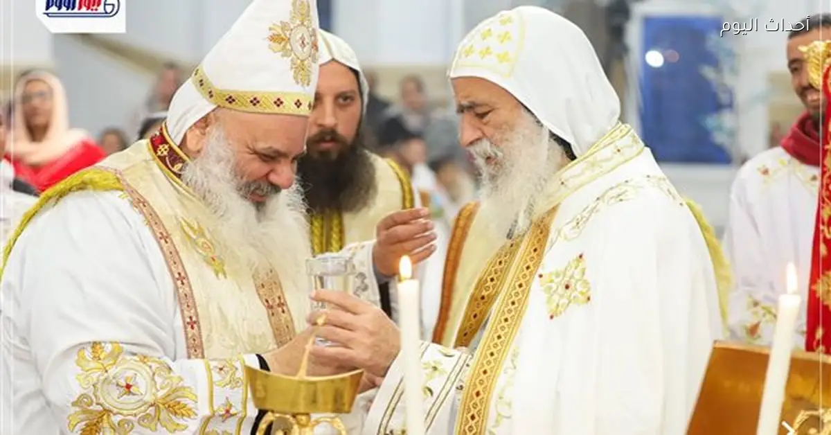 مطران نقادة يقود قداس عيد الغطاس في صوص بقنا