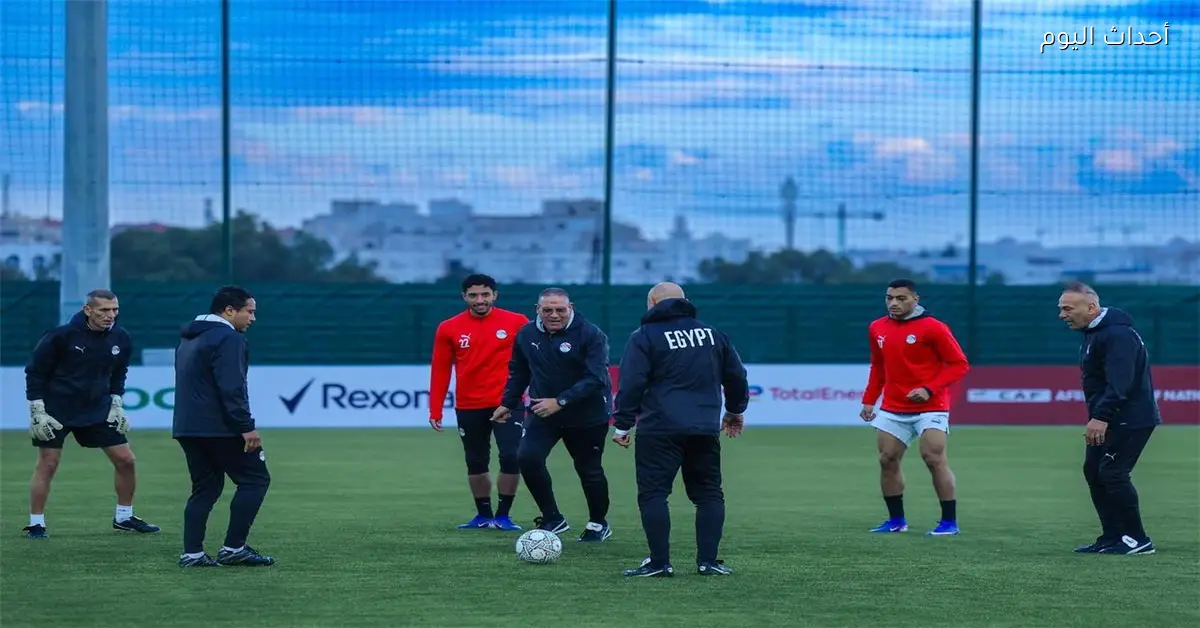 منتخب مصر يتدرب على ركلات الجزاء تحت الأمطار استعدادا لمواجهة السنغال
