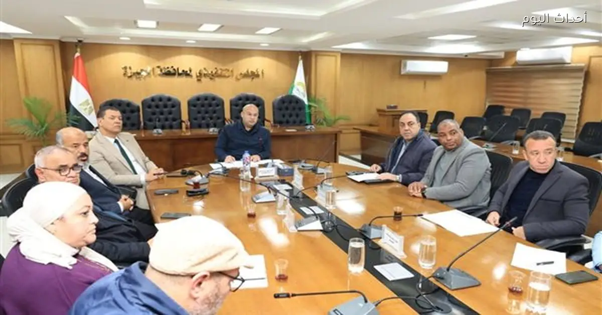 نائب محافظ الجيزة يتابع مشروعات الصرف الصحي بالصف وكرداسة