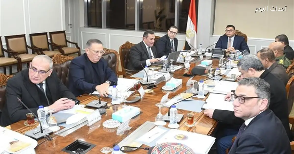 وزير الإسكان يعتمد إجراءات لدعم الاستثمار السياحي