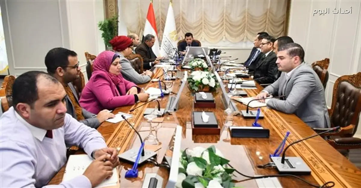 وزير الشباب والرياضة يجتمع مع مسؤولي «كابيتانو»