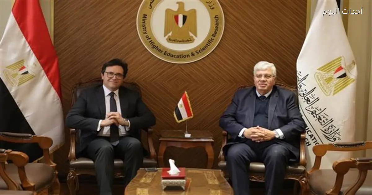 وزيرا التعليم العالي والثقافة يناقشان دعم الأنشطة الثقافية بالجامعات