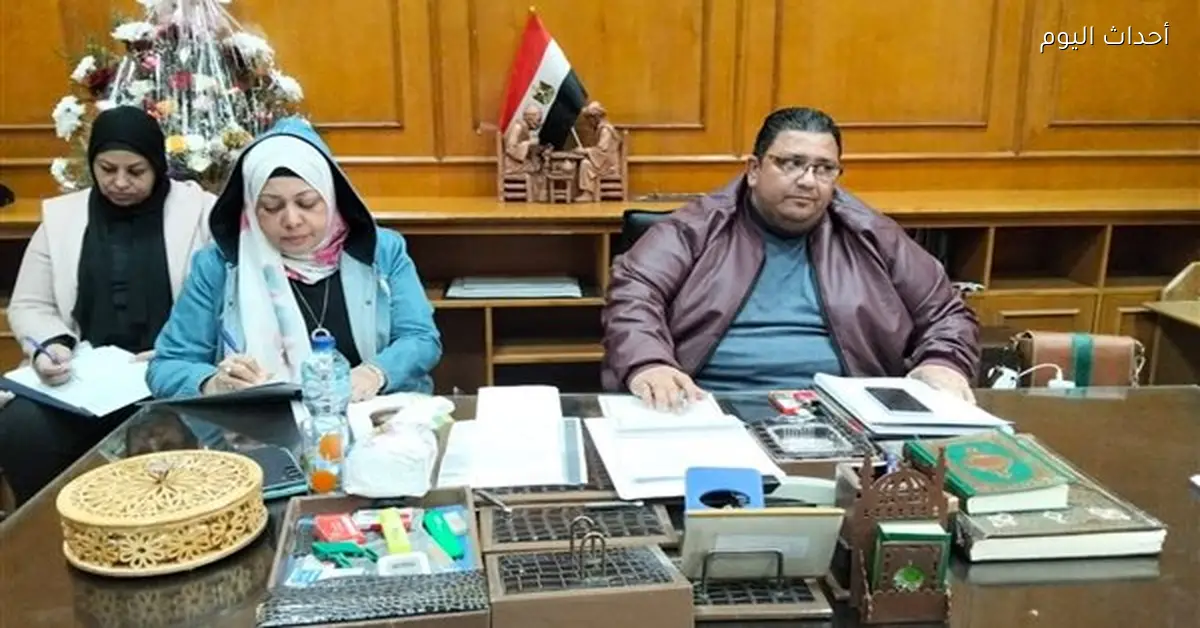 وكيل وزارة القناة وسيناء يستعرض الأنشطة الثقافية والفنية المقبلة