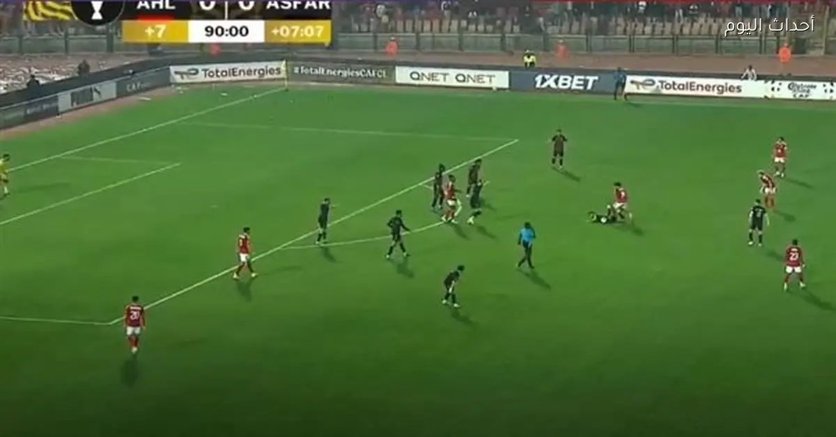 نتيجة الشوط الثاني لمباراة الأهلي والجيش الملكي في دوري الأبطال