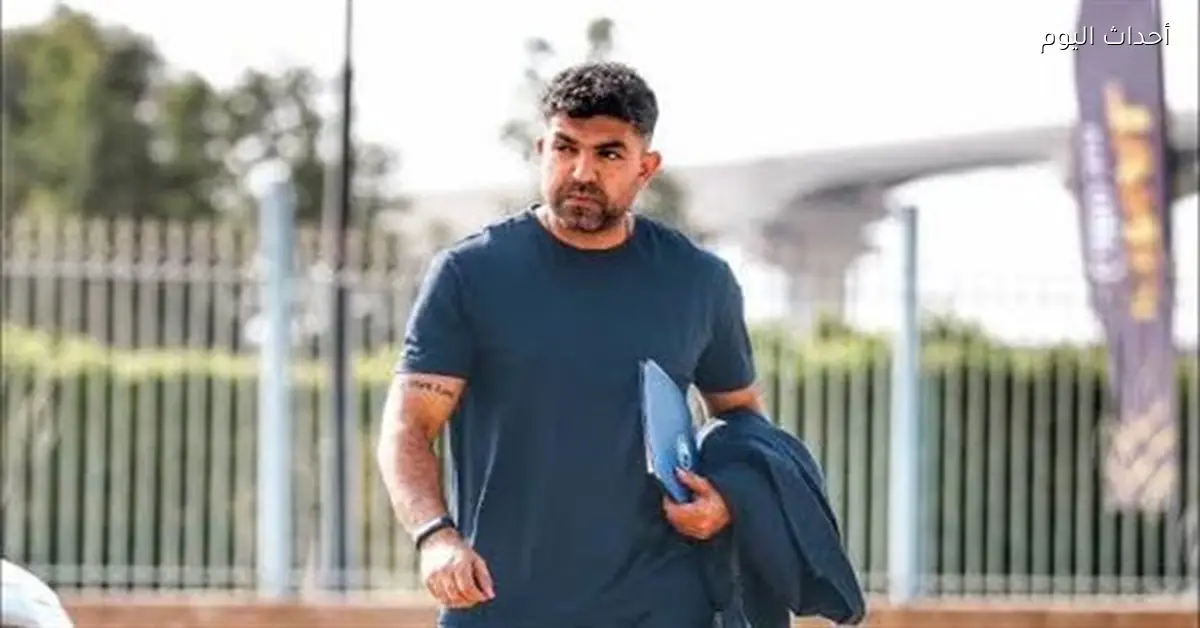 إسلام شكري يؤكد وجوده في المستشفى مع مصابي بيراميدز بعد الحادث الصعب