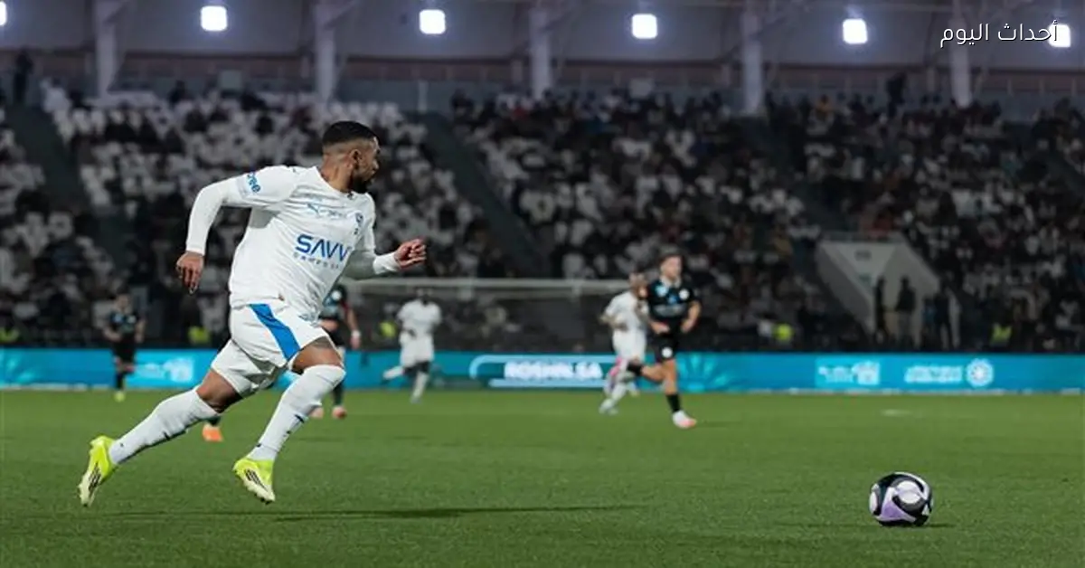 الهلال يتخطى الشباب ويواصل الصراع على قمة دوري روشن