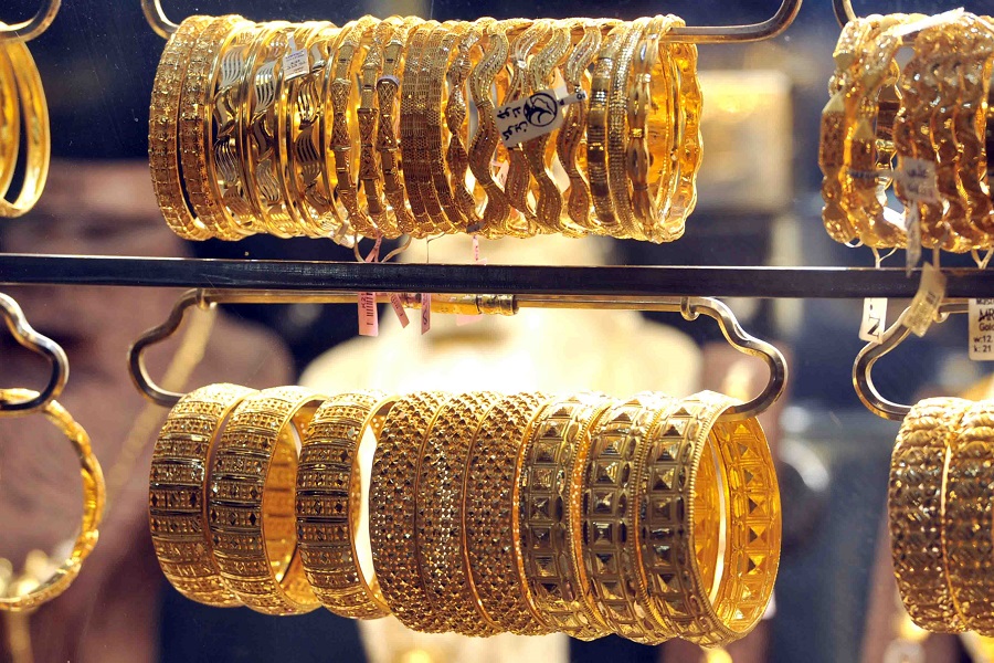 عيار 21 يخسر 1085 جنيهًا