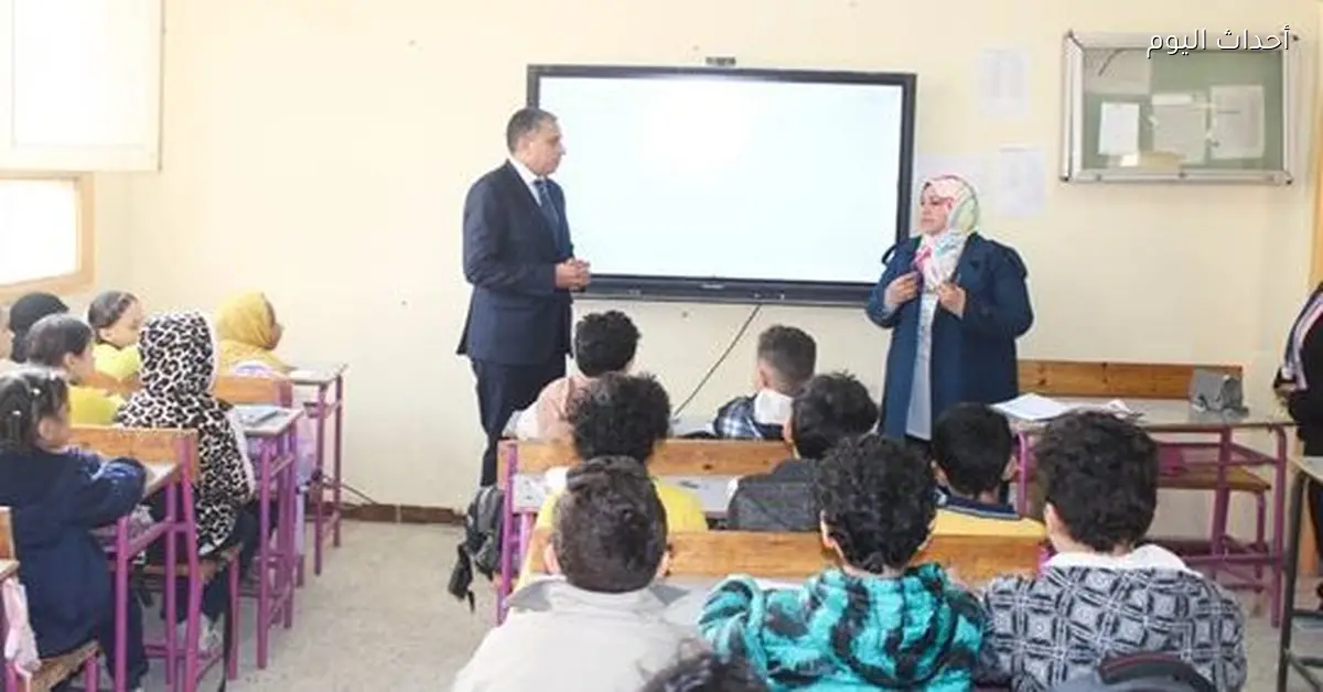 تعليم الجيزة يطلب تحسين مهارات القراءة والكتابة والحساب عند الطلاب