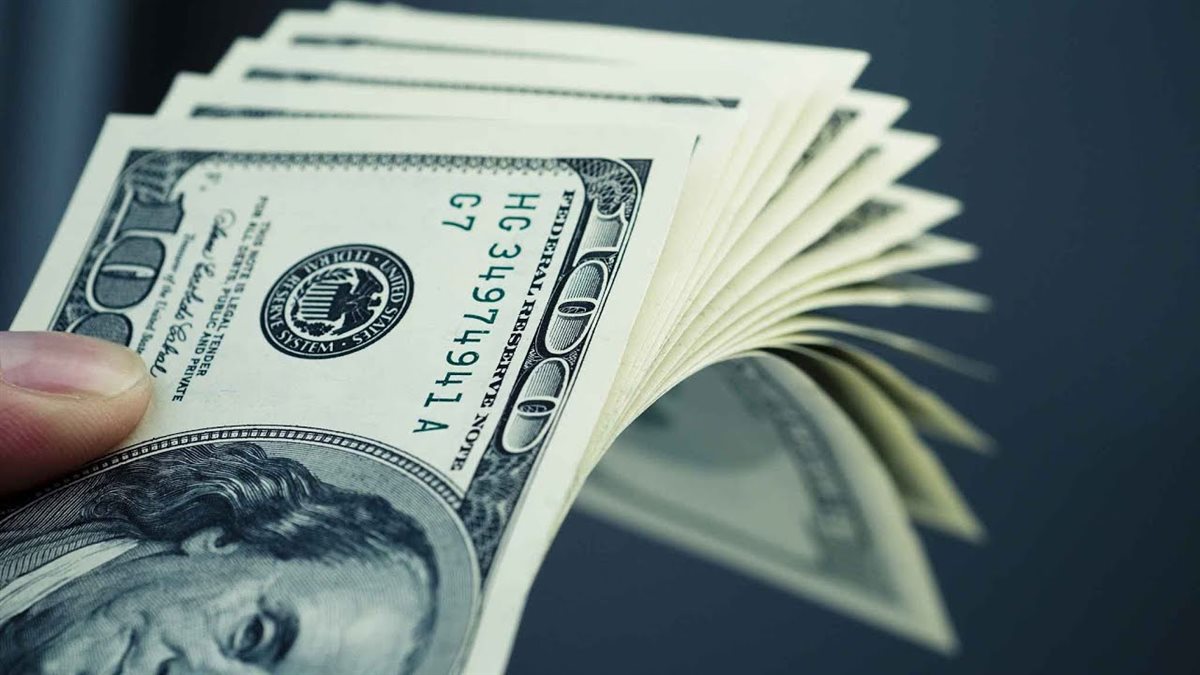 سعر الدولار اليوم 