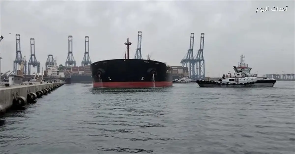 سيسكو ترانس تنجح في تفريغ 138 ألف طن سلاج خلال 77 ساعة