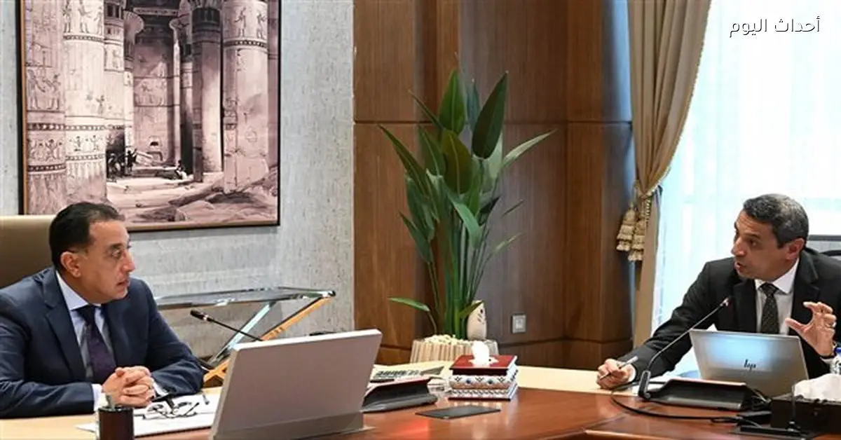 مدبولي يتفقد مشروعات تنموية جديدة في السويس