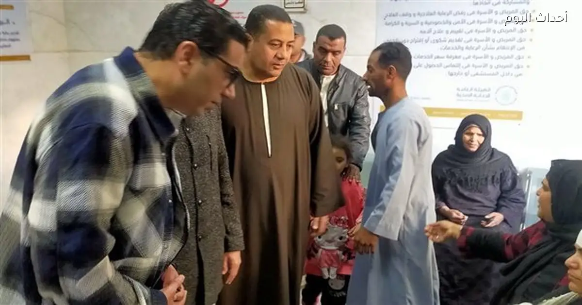 نائب محافظ الأقصر يتفقد مصابي حادث أرمنت ويؤكد على الرعاية