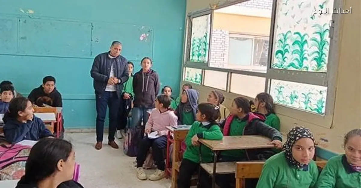 وكيل تعليم الجيزة يتفقد مدارس الشيخ زايد وحدائق أكتوبر ويشدد على أهمية حضور الطلاب بشكل منتظم