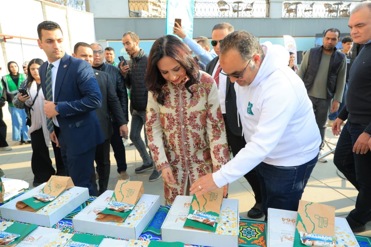 جانب من زيارة مايا مرسي لإفطار مصر الخير