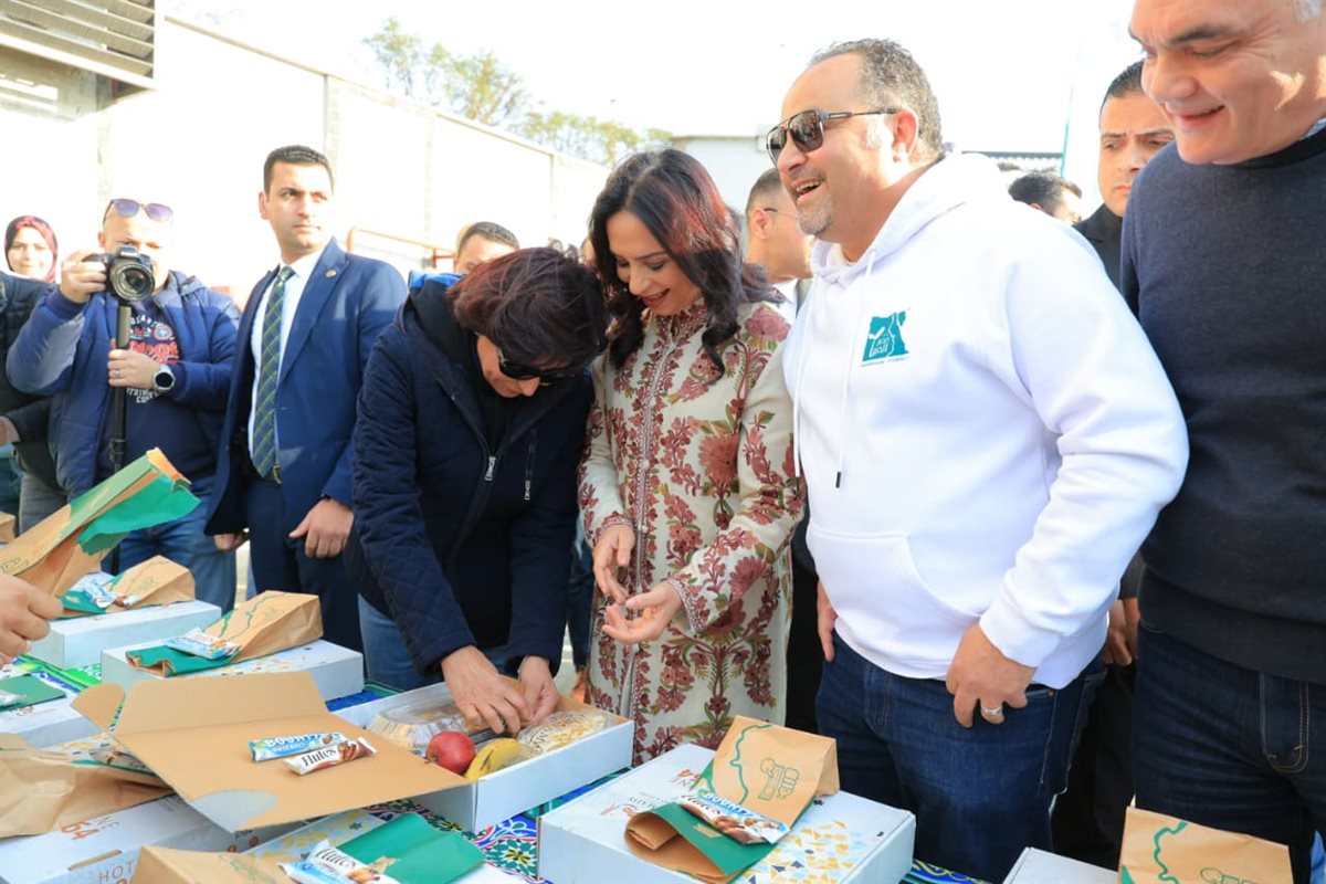 جانب من زيارة مايا مرسي لإفطار مصر الخير