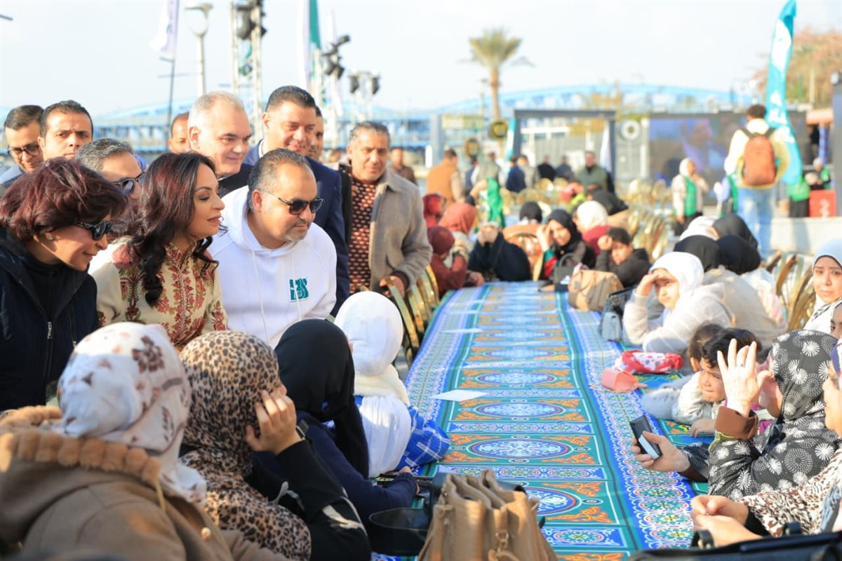 جانب من زيارة مايا مرسي لإفطار مصر الخير