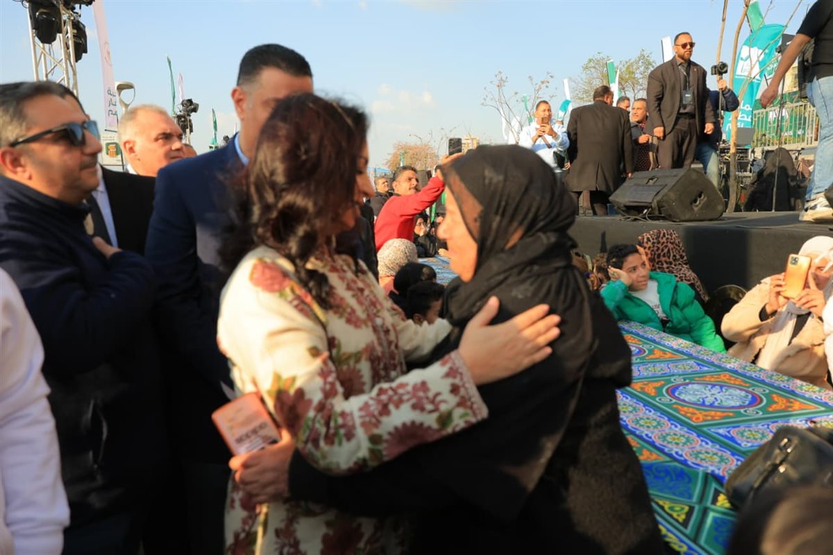 جانب من زيارة مايا مرسي لإفطار مصر الخير