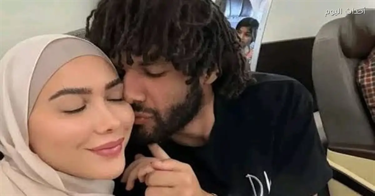 محمد النني يهدي زوجته الأولى هدية شانيل وسط أزمات مع الثانية