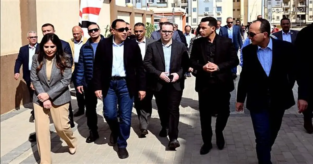 مدبولي يتفقد مشروعات سكن لكل المصريين في حدائق العاصمة