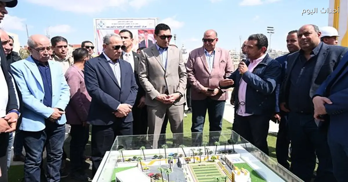 جوهر نبيل ومحافظ الإسماعيلية يفتتحان ملعب بيبسي ستارز بعد تطويره