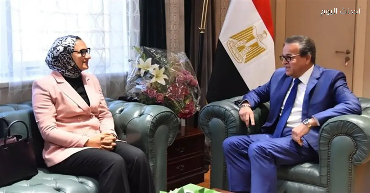 وزير الصحة يلتقي محافظ الوادي الجديد لمتابعة المشاريع الصحية