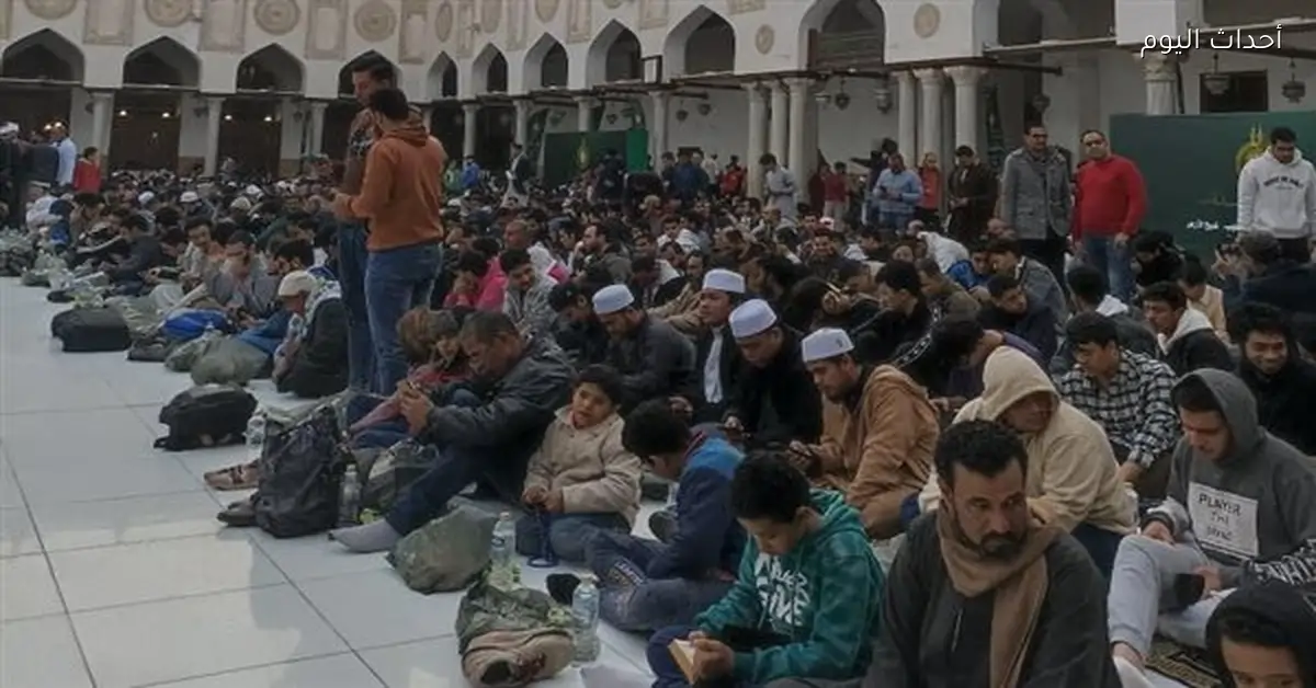 الأزهر الشريف يقيم مائدة إفطار للطلاب الوافدين