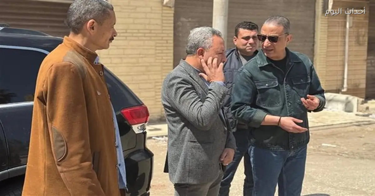 الأنصاري يعاقب رئيس مركز الصف بسبب تجمعات القمامة