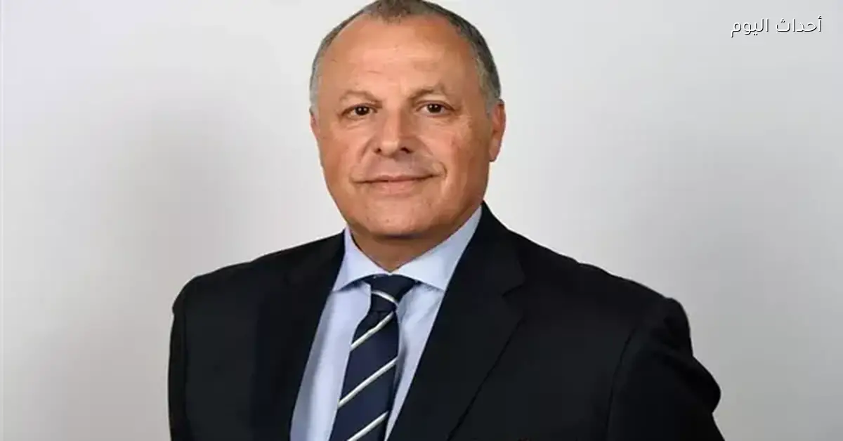 أبو ريدة يعمل على تنظيم مباراة ودية بين مصر وإسبانيا في مارس