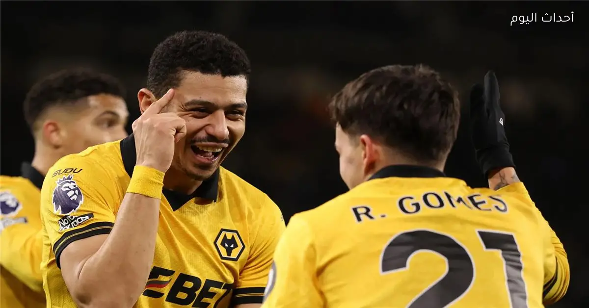 أندريه يحرز الهدف الثاني لولفرهامبتون في شباك ليفربول