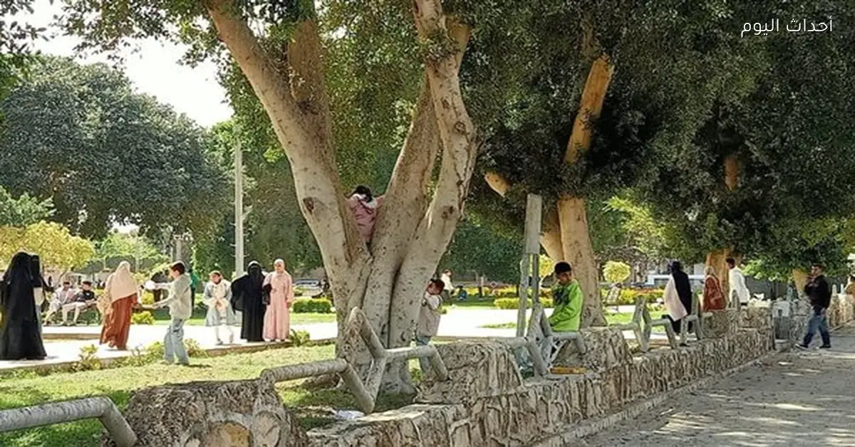 أهالي السويس يتوجهون إلى الكورنيش والمتنزهات في ثاني أيام عيد الفطر