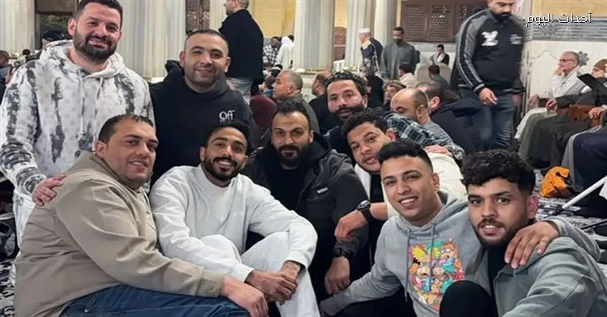 إبراهيم سعيد يظهر مع محمود كهربا في مسجد الحسين