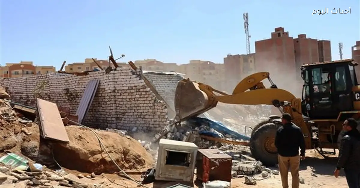 إزالة 7 حالات تعدٍ على الإسكان المميز بأسوان وتحويل المخالفين للنيابة العسكرية