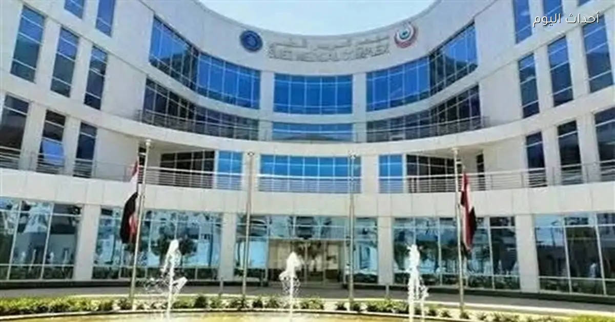 إصابة شخصين بحادث انقلاب دراجة نارية على طريق السويس الإسماعيلية