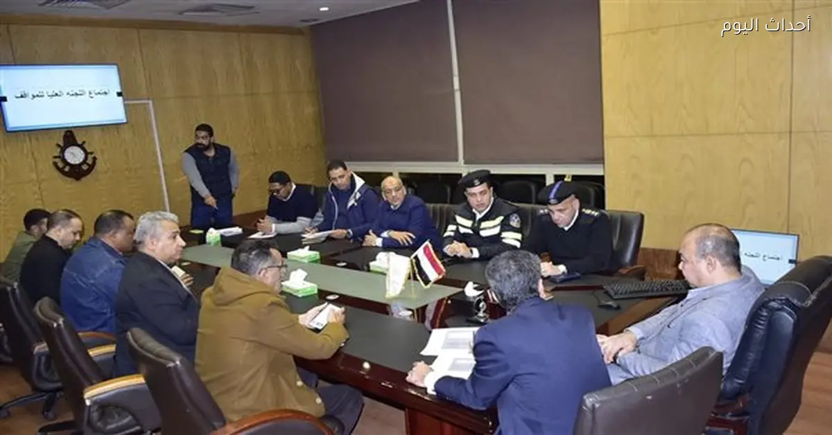 اجتماع لجنة المواقف بالأقصر لمتابعة التسعيرة الجديدة للوقود