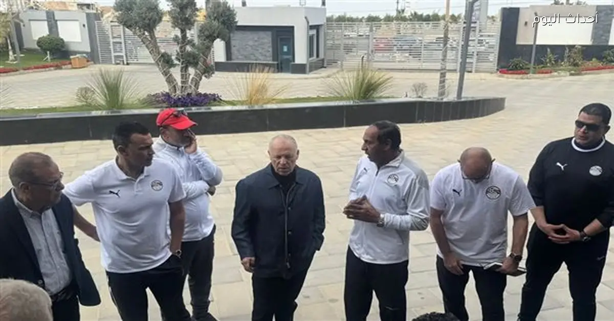 الحضري وأبوريدة يفتتحان دورة مدربي حراس المرمى