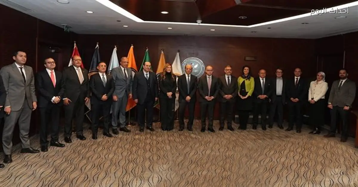 الرقابة المالية تكرم محمد فريد لإنجازاته في تطوير القطاع المالي