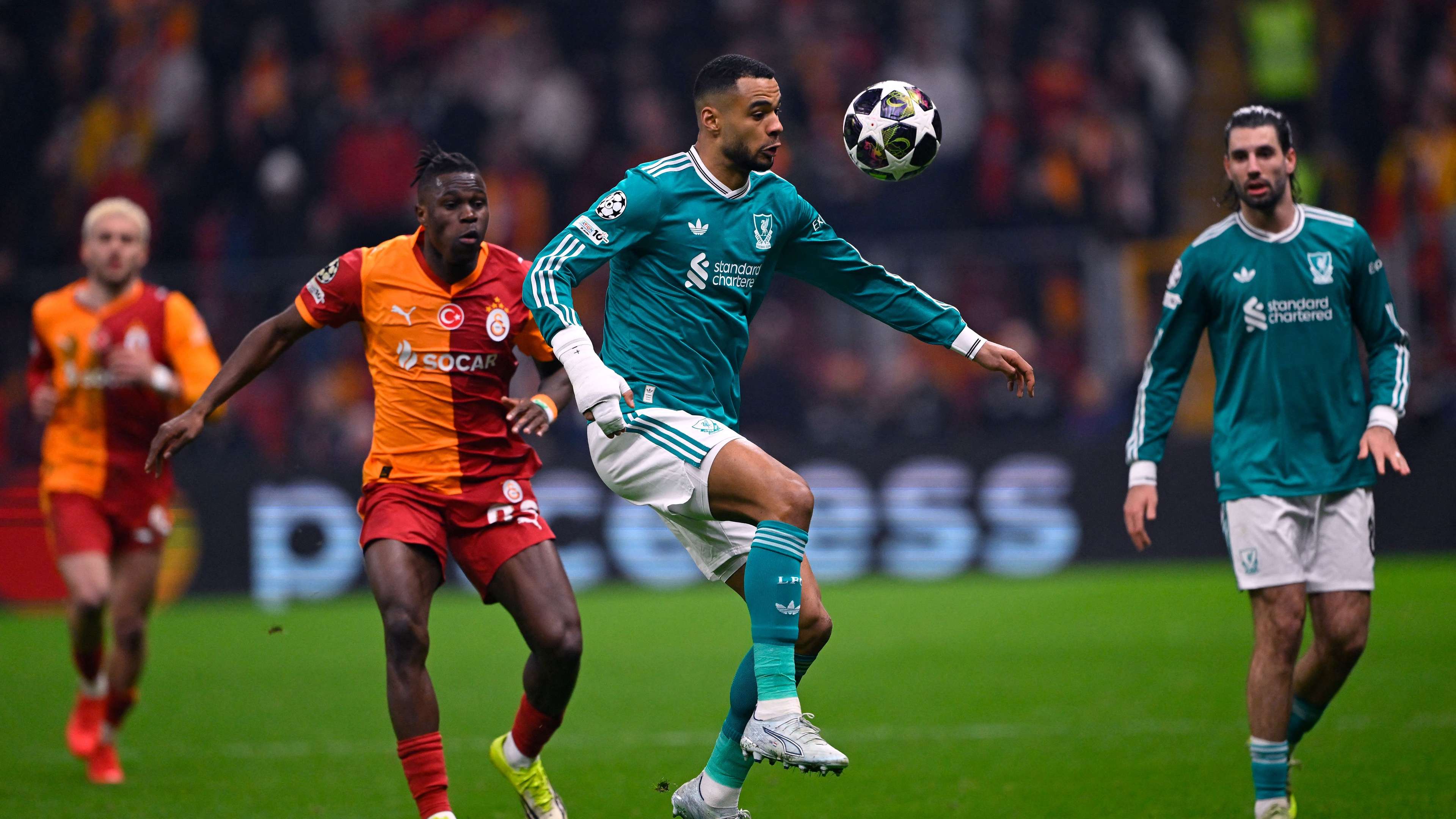 موعد مباراة ليفربول وجلطة سراي في إياب دور الـ 16 من <a href=