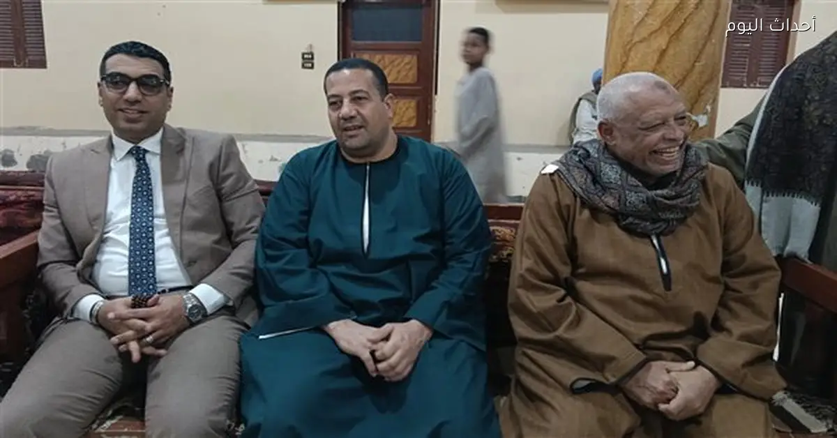 النائب ناصر الضوي يحضر إفطار جماعي في الأقصر
