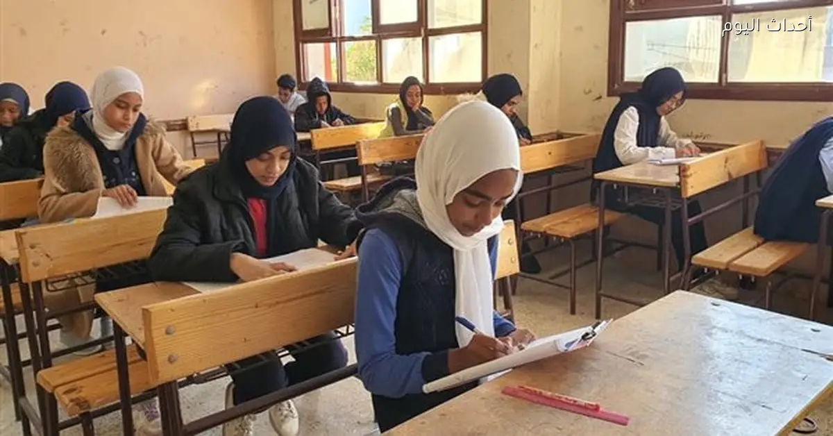 امتحانات مارس 2026 لطلاب الصفين الأول والثاني الثانوي