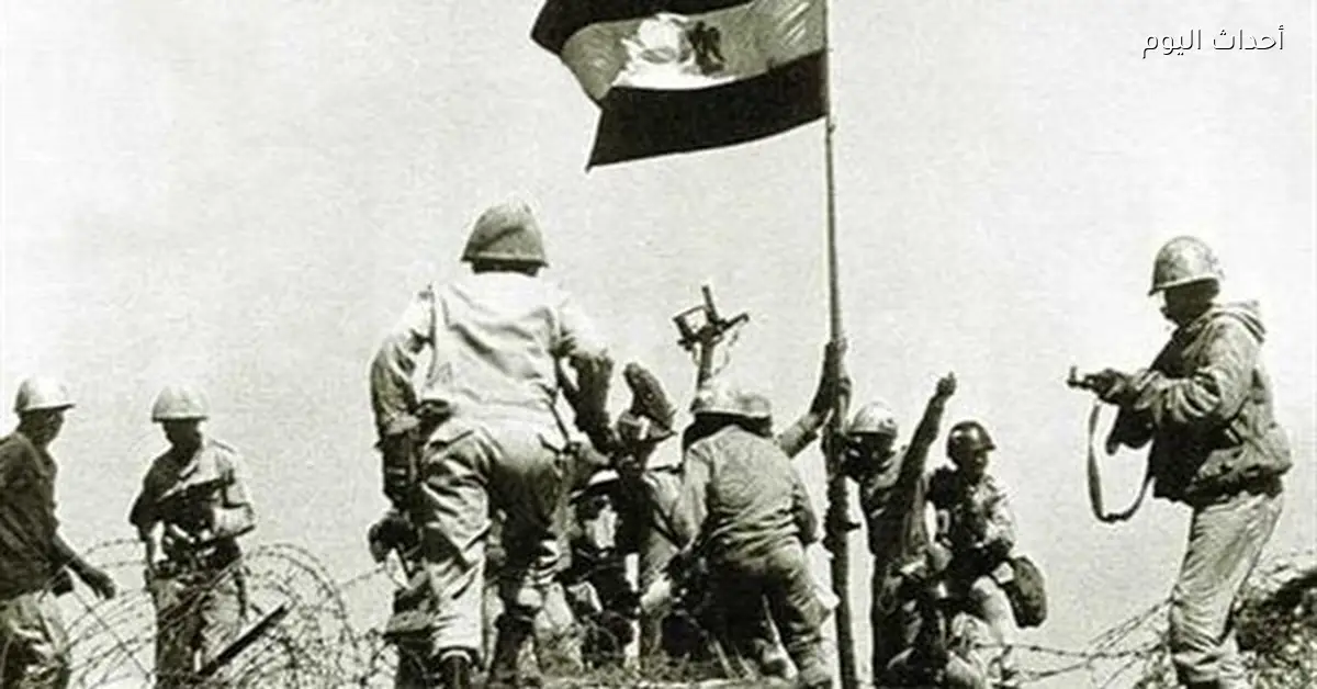 تهنئة الرئيس السيسي والقوات المسلحة بذكرى العاشر من رمضان