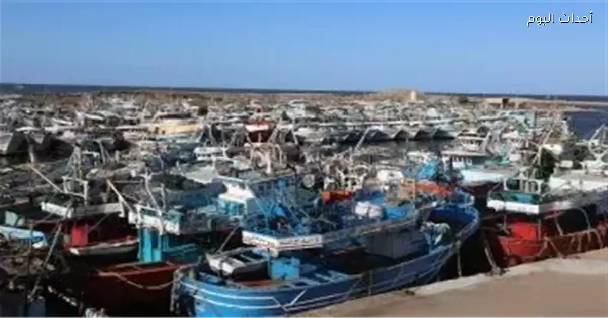 توقف الملاحة والصيد بميناء البرلس بسبب سوء الأحوال الجوية