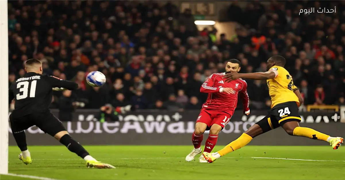 جونسون يؤكد قدرة ليفربول على تعويض محمد صلاح بلاعب مميز