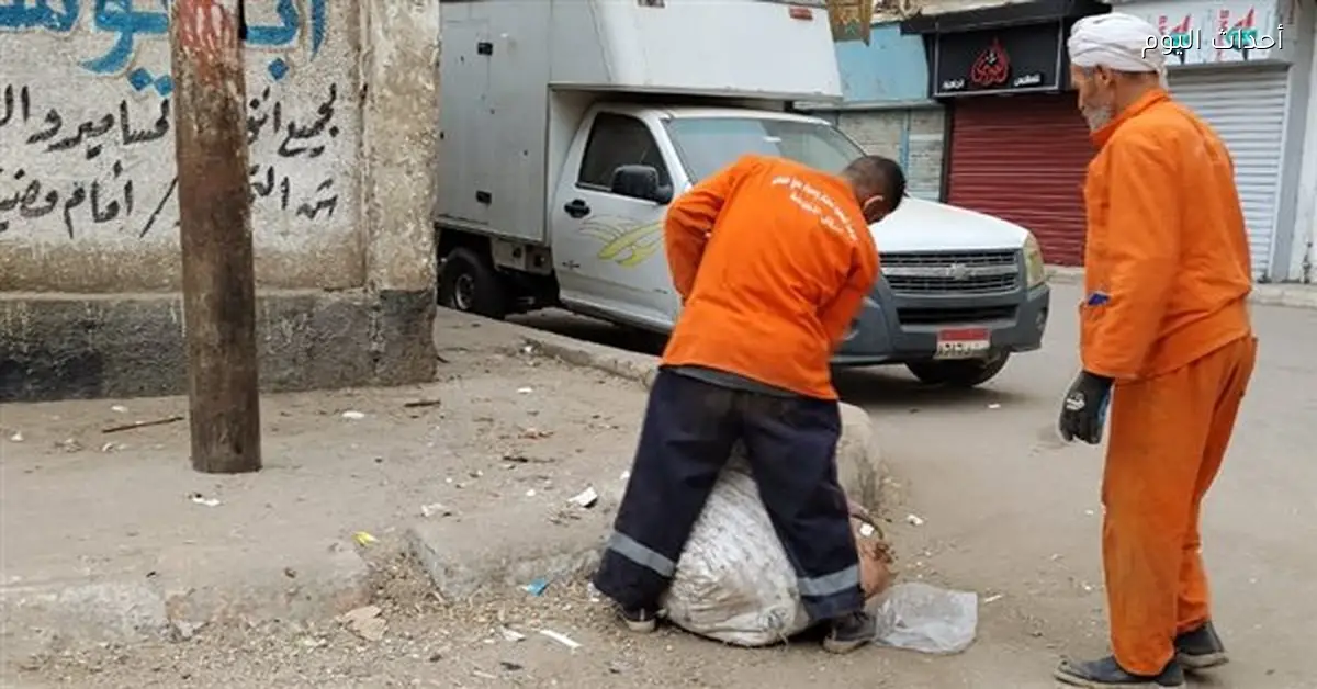 حملة نظافة في قنا ترفع 59 طنا من المخلفات