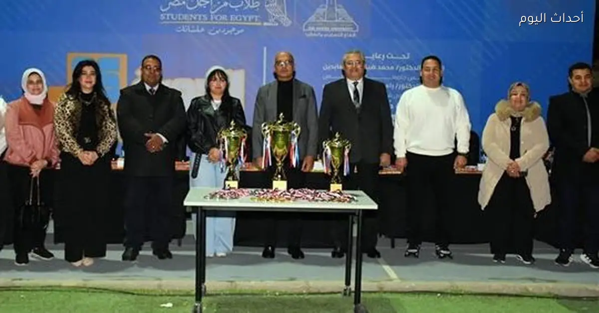 رئيس جامعة عين شمس ونائبه يحضران انطلاق الدورة الرمضانية لأسرة “طلاب من أجل مصر” بمشاركة كبيرة من الطلاب