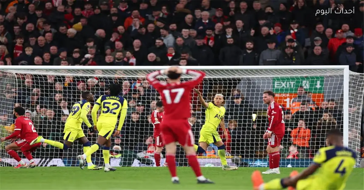 روي كين ينتقد ليفربول ويشير لوجود مشاكل خفية في الفريق