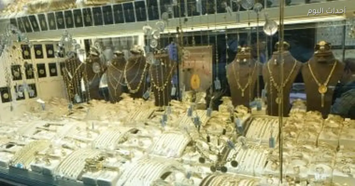 سعر الذهب عيار 21 اليوم 2 مارس 2026 بدون مصنعية 7370 جنيها